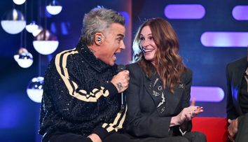 Confesiunea jenantă cu care Robbie Williams a șocat-o pe Julia Roberts în direct la tv. Ce i-a spus cântărețul în fața a milioane de telespectatori