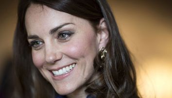 Aparitie indrazneata pentru Kate Middleton la un dineu oficial. Tinuta cu care a surprins 