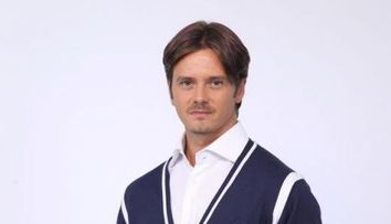 Mihai Petre, cel mai fericit tatic. Cum arata sotia si fiica sa, la 9 luni dupa nastere