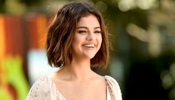 Ce făcea Selena Gomez când fostul ei iubit o cerea pe Hailey Baldwin de nevastă. Filmulețul e deja viral