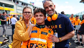 Cine sunt părinții lui Lando Norris, campionul mondial de Formula 1. „Ei m-au ținut cu picioarele pe pământ”