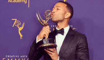 John Legend lansează primul său album de colinde și cântece de Crăciun