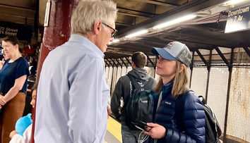 Un superactor de la Hollywood, cu o avere de 300 milioane de dolari, surprins în stație la metro. ”Au trecut ani de când nu am mai folosit transportul în comun”