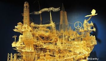 Vezi cum arata sculptura realizata din 100.000 de scobitori, la care un american a lucrat timp de 36 de ani