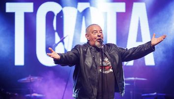 Bodo de la Proconsul, schimbare radicală! Artistul a slăbit 46 de kilograme și este aproape de nerecunoscut: „De la deznădejde, la poftă de viață!”. Incredibil cum arată acum cântărețul