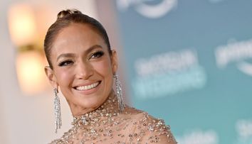 Jennifer Lopez, o nouă apariție topless pe rețelele sociale. Ce mesaj le-a transmis fanilor