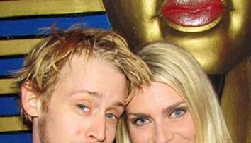 Dupa despartirea de Mila Kunis, Macaulay Culkin se consoleaza cu o starleta porno!