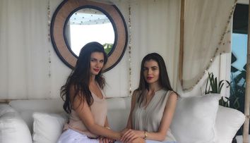 Surorile Gabor s-au revăzut în Dubai. Monica a călătorit până în Emiratele Arabe pentru a-și vedea sora mai mică. Cum s-au fotografiat cele două