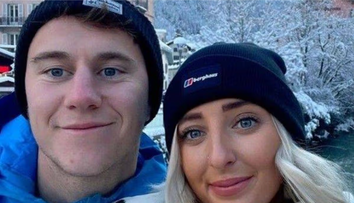 Doi tineri, care se iubeau ”mai presus de cuvinte”, au murit împreună, după ce au fost loviți de un Jaguar
