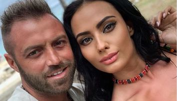 Soția lui Cristi Pulhac, fermecătoare pe plajele din Republica Dominicană. Costumele de baie care i-au pus în valoare silueta