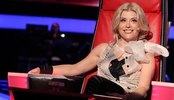 Fiica Loredanei, look de senzatie. Cum arata Elena atunci cand apeleaza la trucurile de infrumusetare