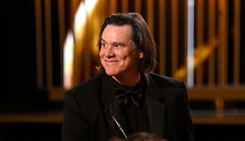 “Arată grozav!” Un celebru chirurg estetician îi ia apărarea lui Jim Carrey, după ce fanii l-au acuzat că și-a distrus chipul cu operații estetice
