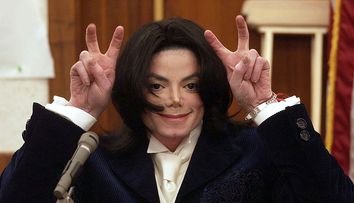 „Michael a fost mai rău decât Epstein!” Regizorul „Neverland” îl atacă dur pe megastar, în contextul în care noul film biografic ignoră complet scandalurile din viața artistului