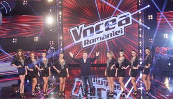 4 antrenori si 16 concurenti lupta pentru trofeul Vocea Romaniei. ACUM, numai la ProTV! 