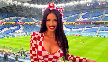 Ivana Knoll, în compania unui actor celebru! Cu cine s-a distrat “cea mai sexy suporteră de la CM” de Anul Nou