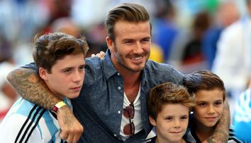 Brooklyn, fiul lui David Beckham, a devenit unul dintre cei mai populari adolescenti. Cat de frumoasa e noua lui iubita