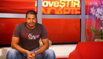 Cabral isi incepe cariera de DJ la ProFM si impreuna cu Nono Semen prezinta emisiunea 