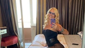Vica Blochina, din nou provocatoare pe internet! Cum s-a fotografiat vedeta