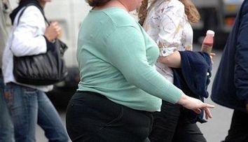 In doar doi ani a trecut de la obezitate la anorexie. Cum arata azi la 31 de kilograme