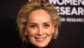 Sharon Stone, în costum de baie într-o imagine needitată pe Instagram. Ce i-a impresionat pe fani