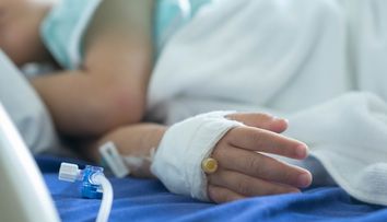 Un copil de doar 12 ani a murit prin eutanasiere. Primele informații