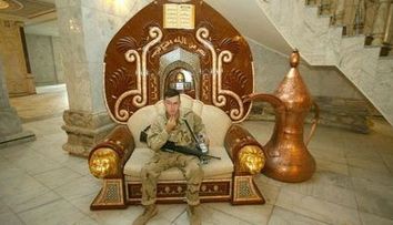Palatele in care au trait unii dintre cei mai mari dictatori. Uite cat erau de luxoase! 
