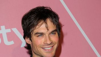 Cum arată acum Damon Salvatore, cel mai sexy vampir din lumea filmului. Ian Somerhalder se bucură în continuare de succes