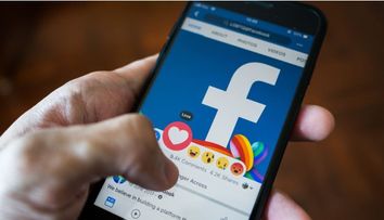 După ce a introdus un nou emoji pentru reacții, Facebook propune o nouă interfață