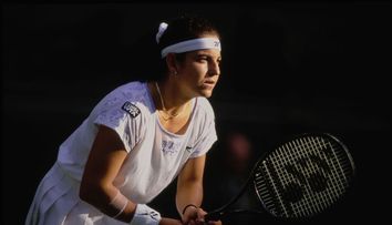 A fost numărul 1 mondial și avea o avere de 41 de milioane de dolari. Drama fostei campioane de tenis care a pierdut tot și susține că fostul soț i-a „tocat” banii