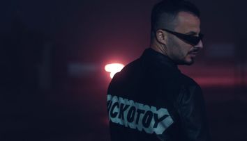 SICKOTOY cucerește topurile muzicale naționale și internaționale cu piesele sale!