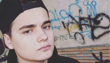 Selly și-a donat camera cu care a început să facă vlogging