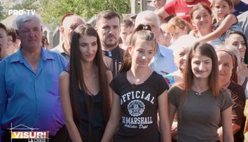 VIDEO Cinci ani de la prima casă construită de la zero la Visuri la cheie. Cine sunt surorile Joița