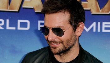 Bradley Cooper i-a ridicat cota? Cum arata cu adevarat Suki Waterhouse, iubita unuia dintre cei mai sexy barbati din lume