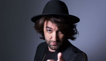 Smiley face ultimele pregatiri pentru concertul de pe 1 iunie de la Arenele Romane si finala Romanii au talent!