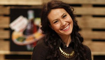 Vechea casnica vs. noua casnica. Ce spune Andreea Moldovan despre Nicoleta Matea