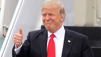 Donald Trump, în conflict cu băieții răi din Boston