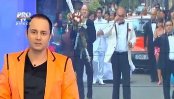 Adi Minune, acuzat ca a furat o sticla de sampanie. Vezi ce a declarat cantaretul