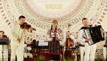 Simona Beșleagă de la „Românii au talent” face pași importanți în cariera muzicală. Este mândră că a cântat alături de Orchestra Fraților Advahov