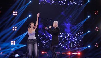 Confruntări Vocea României 2025. Briana Magdaș și Florentina Matei au făcut spectacol în echipa lui Tudor Chirilă. Theo Rose & Horia Brenciu și Smiley au apăsat butonul roșu. Fiecare o vrea în echipa lui pentru etapa următoare: „Ce fac ele pe piesa asta este o bijuterie”
