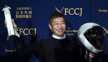 Un miliardar japonez caută opt persoane cu care să zboare pe Lună. Totul e gratuit, dar are două condiții