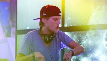 Omagiu inedit adus lui Avicii. Ce s-a intamplat intr-o biserica din Olanda