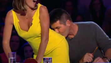 Cum a ajuns Simon Cowell in aceasta situatie la 
