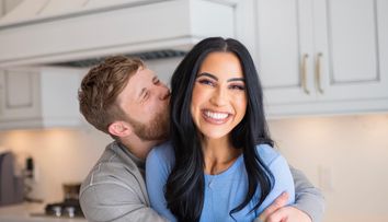 Influencerița Stephanie Buttermore a murit subit la doar 36 de ani. Logodnicul ei a confirmat vestea sfâșietoare