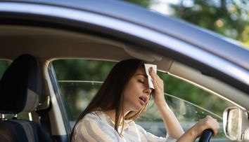 Truc viral pe TikTok! Cum să-ți răcorești mașina în câteva secunde, fără să dai drumul la aerul condiționat