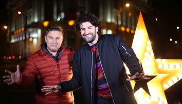 Smiley si Pavel Bartos discuta cu fanii live, pe Facebook, inainte de prima semifinala Romanii au Talent