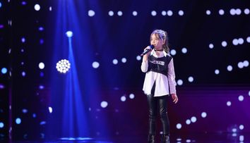 Românii au talent 2022: Maria Ilie i-a cucerit pe jurați cu gingășia sa și vocea angelică