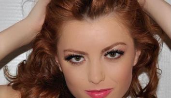 Cum arata Elena Gheorghe, nemachiata si nearanjata. Unii dintre fani s-au declarat dezamagiti: 