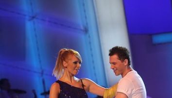 Magda Palimariu si Piticu’ merg la cursuri de dans impreuna