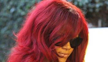 Rihanna, la cumparaturi cu pistolul la gat! FOTO