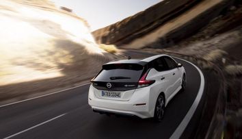 TEST Superspeed cu Giurgea si Bratu: cum se conduce electrica Nissan cu autonomie de 415 km in oras